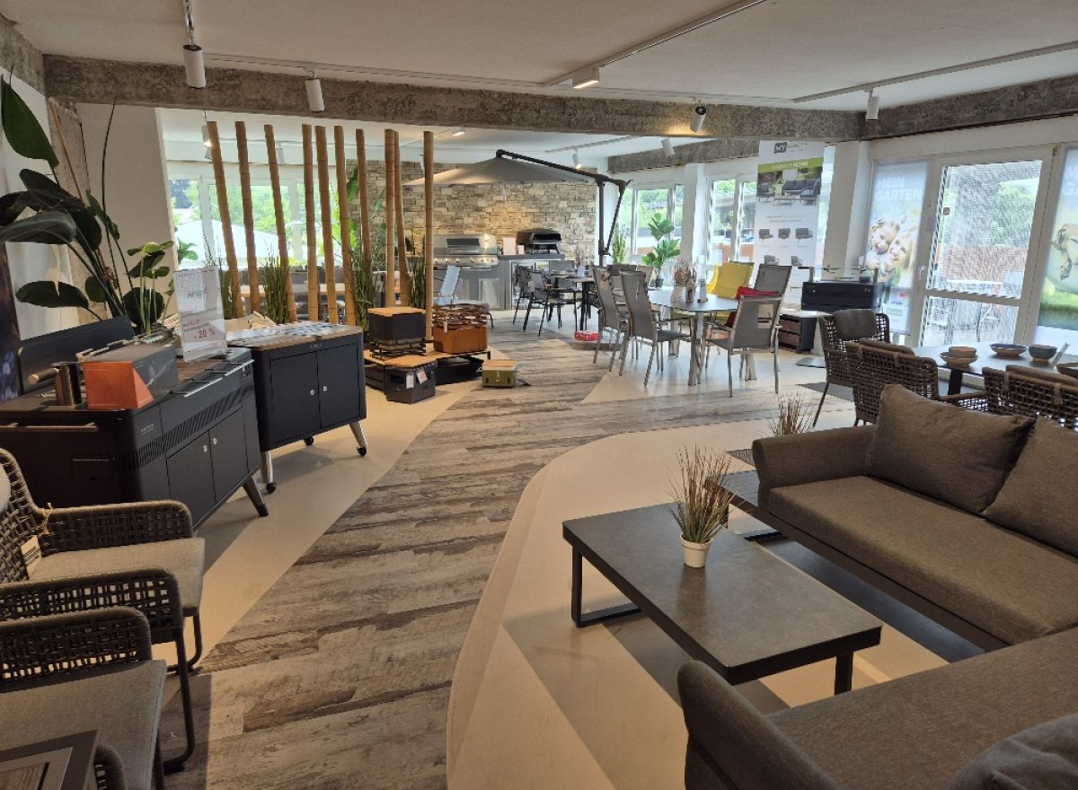 Gartenmöbel Ausstellung bei Polsterstern in Neuwied-Oberbieber